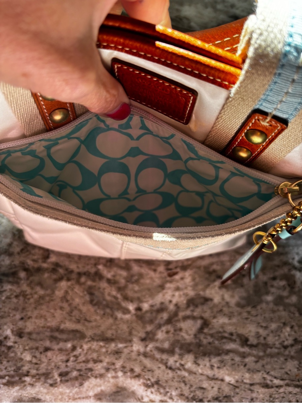 VINTAGE Coach 2005 Y2K Hamptons Nylon Mini Tote Bag Cream Ice Blue Trim #126 - Picture 4 of 12